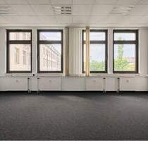 Sichern Sie sich jetzt Ihr neues Büro mit Gemeinschaftsflächen im 3. Obergeschoss! - Nürnberg Gibitzenhof