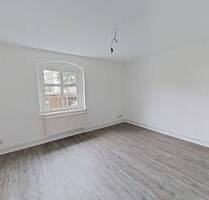 Moderne 2-Zimmer-Wohnung mit Wannenbad in fußläufiger Nähe zum Elbeufer - Pirna