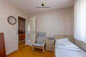 Kinderzimmer 2 zum Flur - 