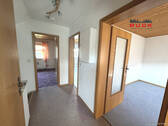 Flur OG - 6 Zimmer Doppelhaushälfte in Bad Ditzenbach