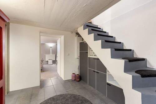 Treppe zum UG - 