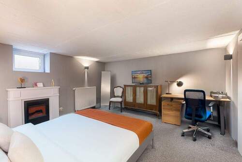 Schlafzimmer UG - 
