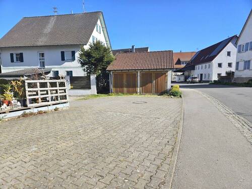 Doppelgarage - Doppelhaushälfte mit 260,00 m&sup2; in Bad Saulgau zum Kaufen