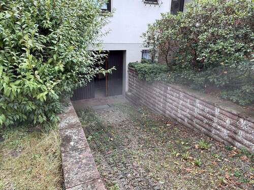 Garage - 