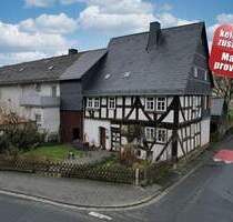 Einzigartiges Fachwerkhaus mit zeitlosem Charme - provisionsfrei - Herborn / Merkenbach