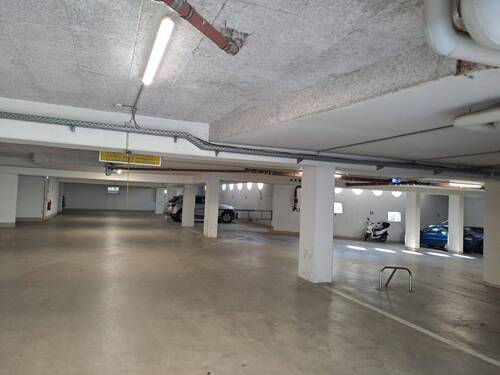 Tiefgarage - 