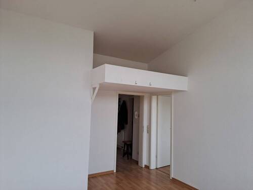 Wohnzimmer mit optionalem Hochbett - 