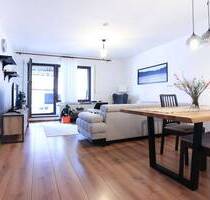 Exklusive 3-Zimmer-Wohnung in verkehrsgünstiger Lage mit eigenem Garten - Nürnberg Gärten h d Veste