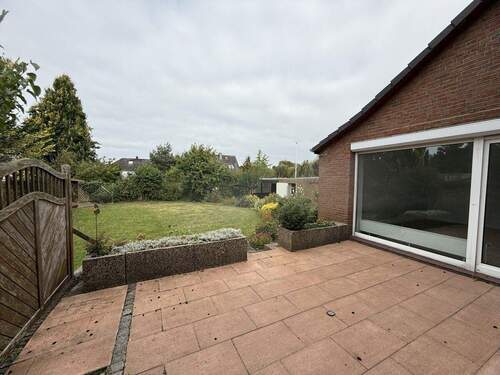 großzügige Terrasse - 