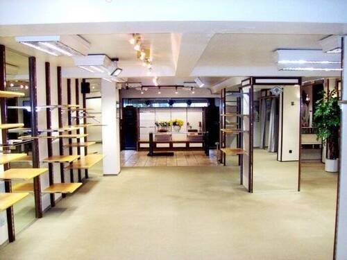 Verkaufsraum Erdgeschoss - Gewerbeobjekt (Büro, Produktion, Verkauf) zur Miete in Villingen-Schwenningen