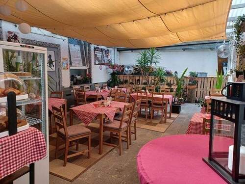 Außenbereich 1 - 8 Zimmer Mehrfamilienhaus, Wohnhaus in Hohenahr / Erda