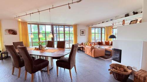 Wohnbereich - Einfamilienhaus mit 291,00 m&sup2; in Buchbach zum Kaufen