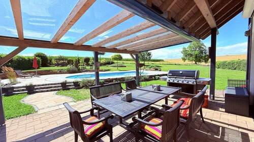 überdachter Freisitz - 