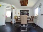 Esszimmer - Einfamilienhaus mit 229,50 m&sup2; in Bad Dürrheim zum Kaufen