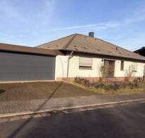 Freistehender Bungalow mit Einliegerwohnung in begehrter Randlage von Marpingen-Berschweiler