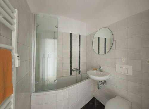 Badezimmer - Einrichtungsbeispiel.jpg - 