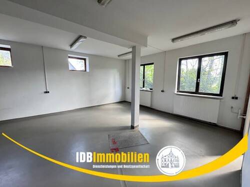 Garage - Etagenwohnung mit 114,70 m² in Dippoldiswalde zur Miete
