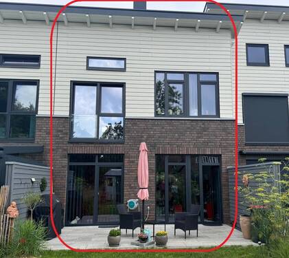 00-Titelbild - Geschmackvolles Reihenmittelhaus nach KfW-55-Standard im beliebten Ortsteil von Eutin