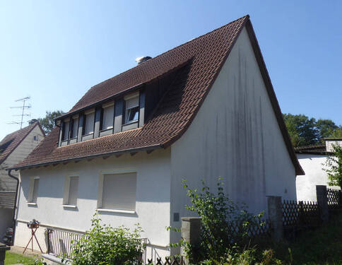 Bild1 - Einmalige Gelegenheit: Kleines Einfamilienhaus am Stadtrand!