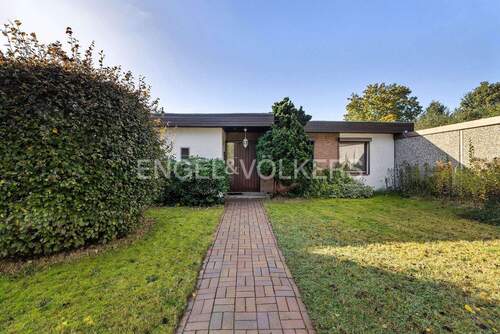 Titelbild - 4 Zimmer Bungalow zum Kaufen in Henstedt-Ulzburg