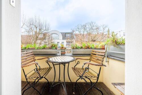 Balkon 3. OG - 2 Zimmer Etagenwohnung in Berlin