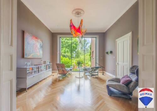 Remax (1 of 1) - 