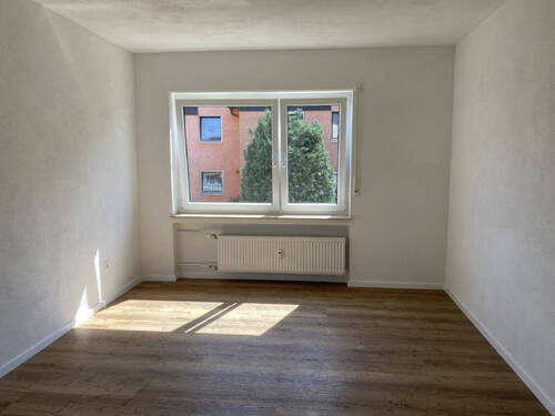 Bild2 - 3 Zimmer Etagenwohnung zur Miete in Neustadt/Aisch