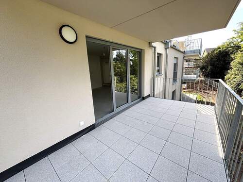 Balkon. - 2 Zimmer Etagenwohnung in Wiesbaden