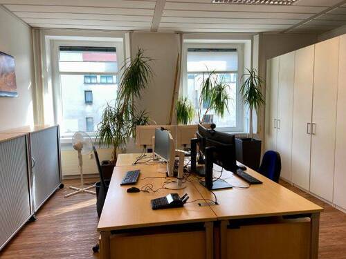 Büroraum 1 - Helle, möblierte Büroräume in Charlottenburg - All-in-Miete
