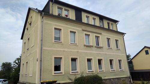 Hausansicht Schulstr.11 Freital.jpg - Ruhige 2 Raumwohnung in Freital Weißig