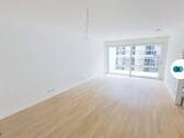 Ansicht I: Wohn- und Esszimmer mit offener Küche - 2 Zimmer Etagenwohnung zur Miete in Stuttgart