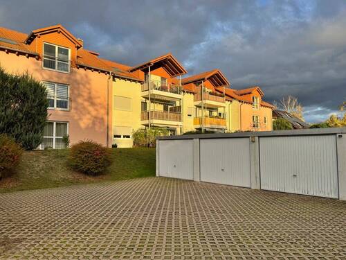 Garagenhof - Mehrfamilienhaus, Wohnhaus mit 830,00 m&sup2; in Wolfen zum Kaufen