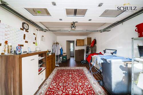 Garage - 