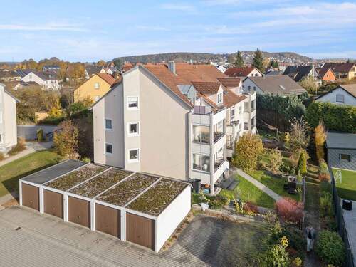 Garage optional (15.000,-€) - 4 Zimmer Etagenwohnung in Schwandorf
