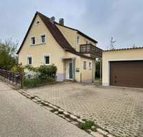 Hier finden Sie ihr neues Zuhause - gepflegtes Einfamilienhaus mit Wintergarten - Burgoberbach