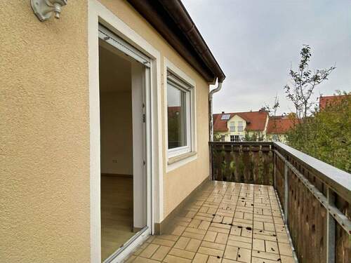 Balkon - Einfamilienhaus mit 120,00 m&sup2; in Burgoberbach zum Kaufen