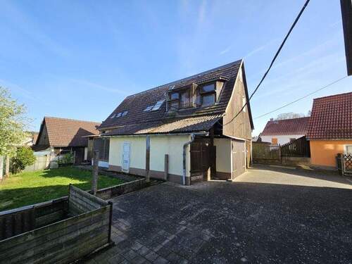 Nebengebäude Bild 1 - 7 Zimmer Einfamilienhaus in Plech