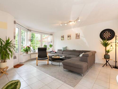 Wohnbereich - 3 Zimmer Doppelhaushälfte zur Miete in Großefehn