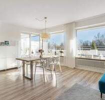 Ruhe, Weitblick, Dachterrasse - 3-Zimmer-Wohnung in grüner Lage von Haar