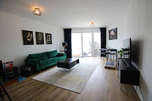 Wohnzimmer - Im Herzen von Buchholz - 1.330,00&nbsp;EUR Kaltmiete, ca.&nbsp; 80,00&nbsp;m&sup2;&nbsp;Wohnfl&auml;che