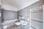 Badezimmer - Etagenwohnung mit 55,00 m&sup2; in Oranienburg zur Miete