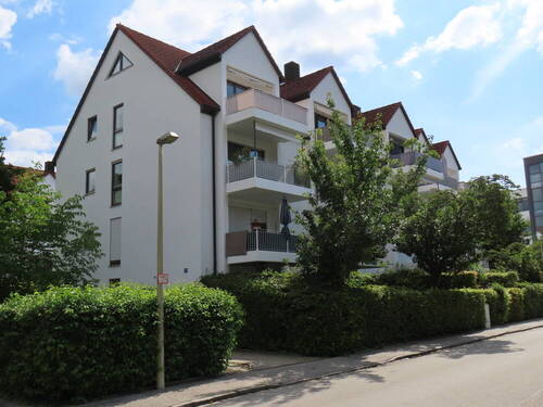 Aussenansicht - **3-Zimmer-Wohnung mit TG-Stellplatz, nur 3 km vom Zentrum, Altstadt in Landshut entfernt**