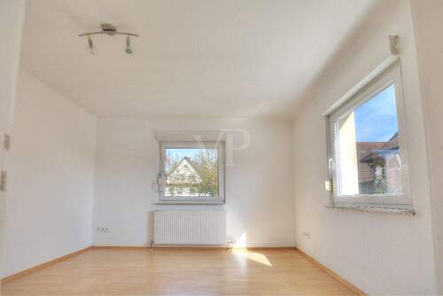 Wohnzimmer - 4 Zimmer Einfamilienhaus in Bad Friedrichshall / Untergriesheim