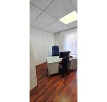 Sonnige preiswerte Büroräume in Magdeburg-Neue Neustadt - Mittagstraße ca.26 m² zu vermieten .!