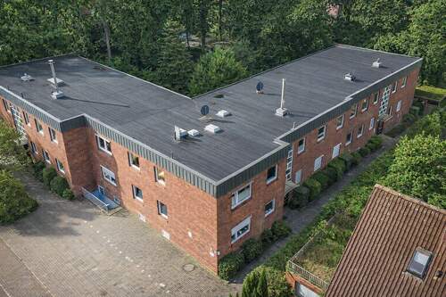 Außenansicht - Attraktive 4-Zimmer-Wohnung im Hochparterre - modernisiert & ruhig gelegen