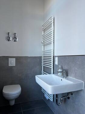 Bad.jpg - 2 Zimmer Etagenwohnung in Görlitz