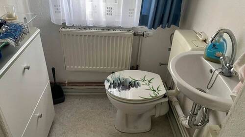 WC - 