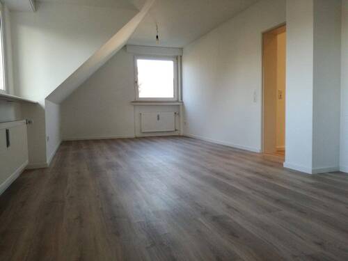 Wohnzimmer rechts - 