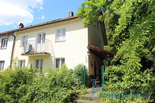 Ansicht DHH - *** Doppelhaushälfte mit viel Potential in Stephansposching ***