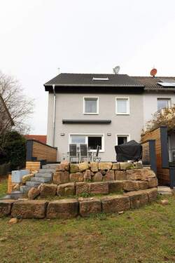 Garten - Doppelhaushälfte mit 145,00 m² in Roßtal zum Kaufen